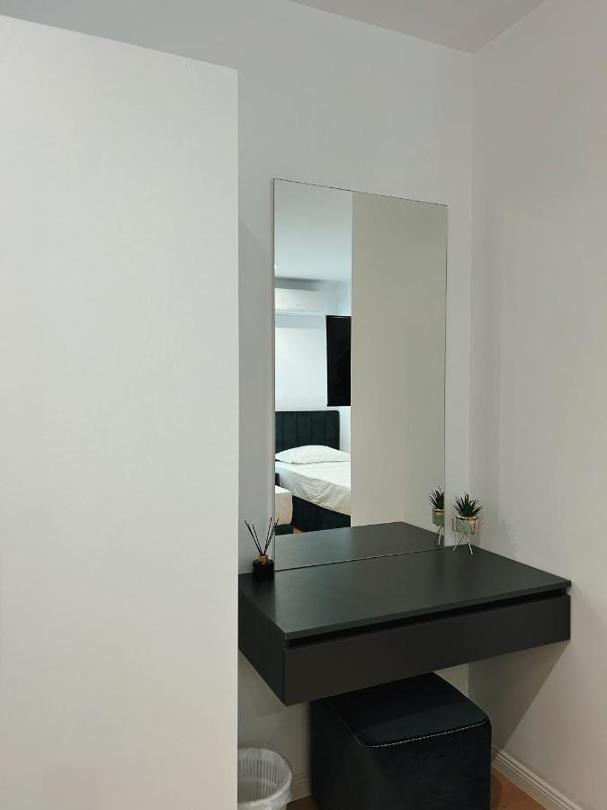 Clinton Tirana Inn 外观 照片