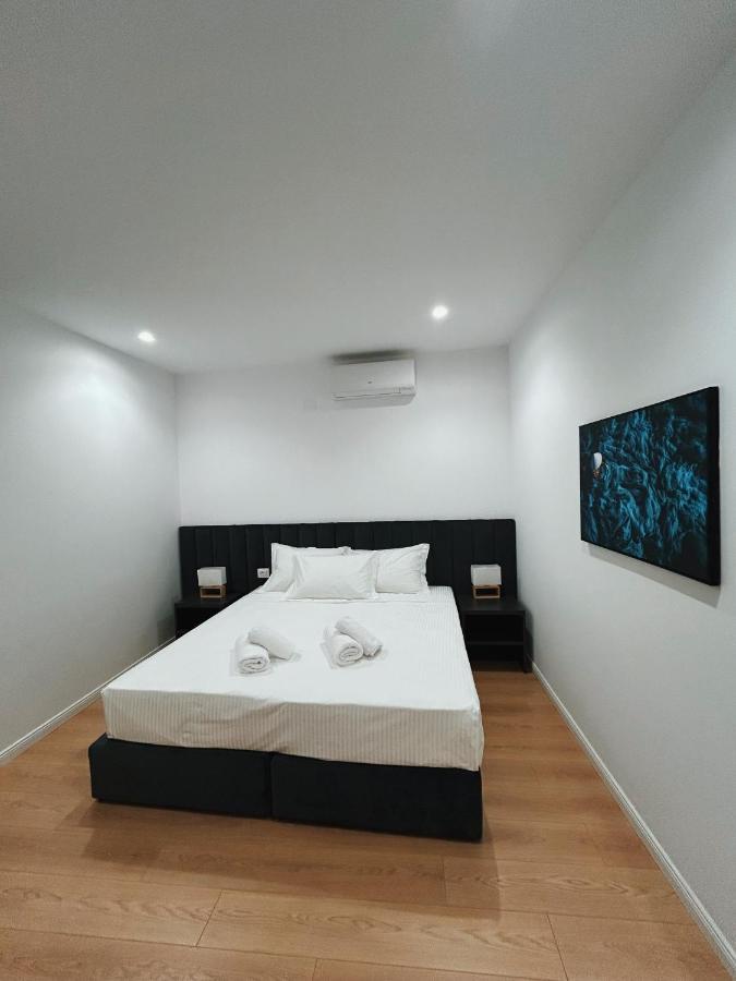 Clinton Tirana Inn 外观 照片